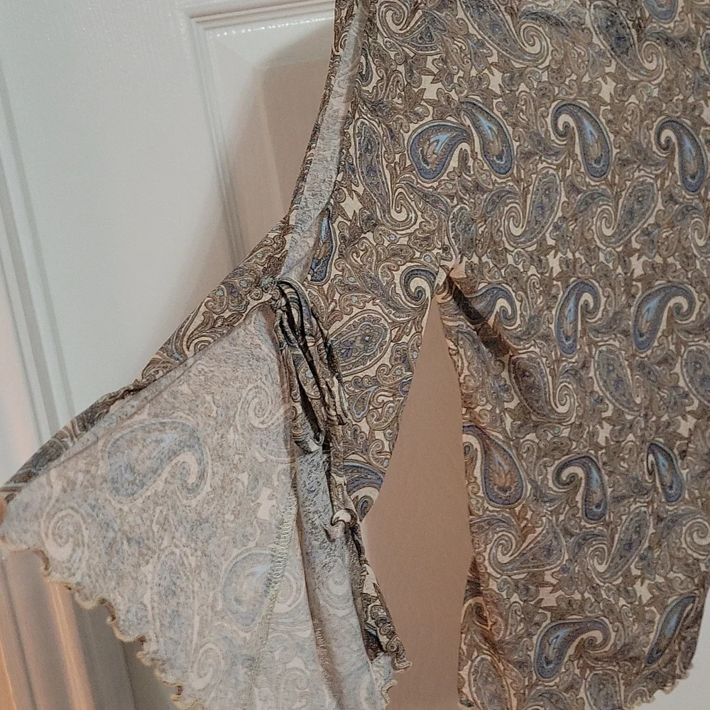 Top - Picture 4 of 6